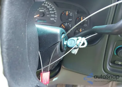 2003 Chevrolet Suburban 1500 Lt from USA, damaged, VIN 3GNEC16ZX3G299562